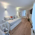 Duplex Au Pied Du Chateau Apartment *